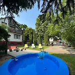 Balatonfoelvari Nyaralo 度假居