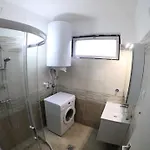 Balatonfoelvari Nyaralo 度假居 *